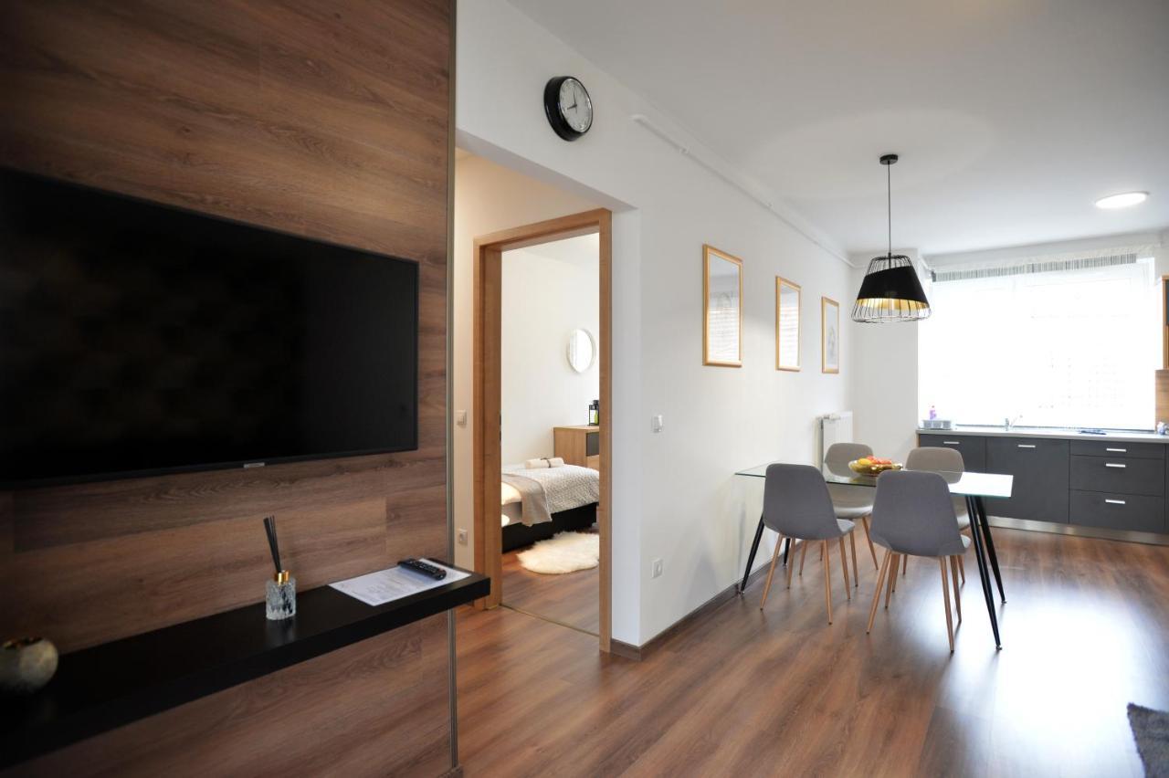 One Luxury Suites Eger Exterior photo